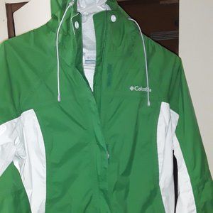 Women's Columbia windbreaker- Medium